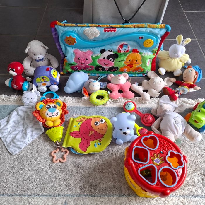 Jeux peluches livres