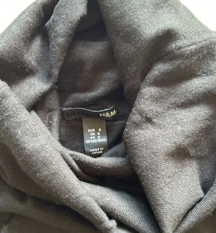 Robe noire en maille - photo numéro 2