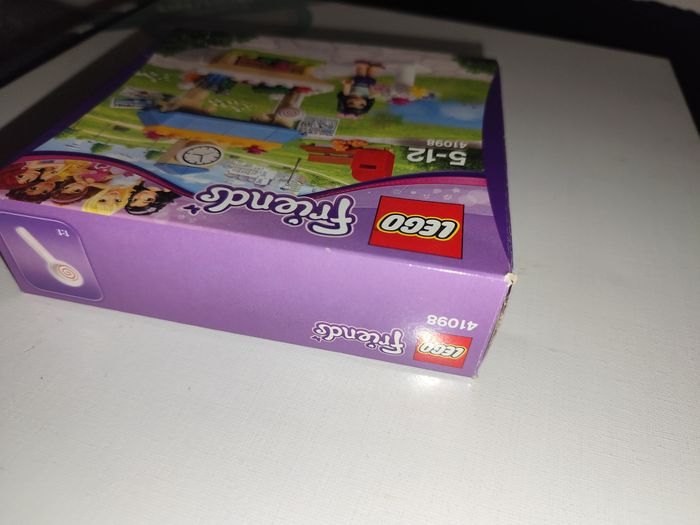 Lego Friends emma modele 41098 Le Kiosque d'Emma emmas kiosk - photo numéro 10