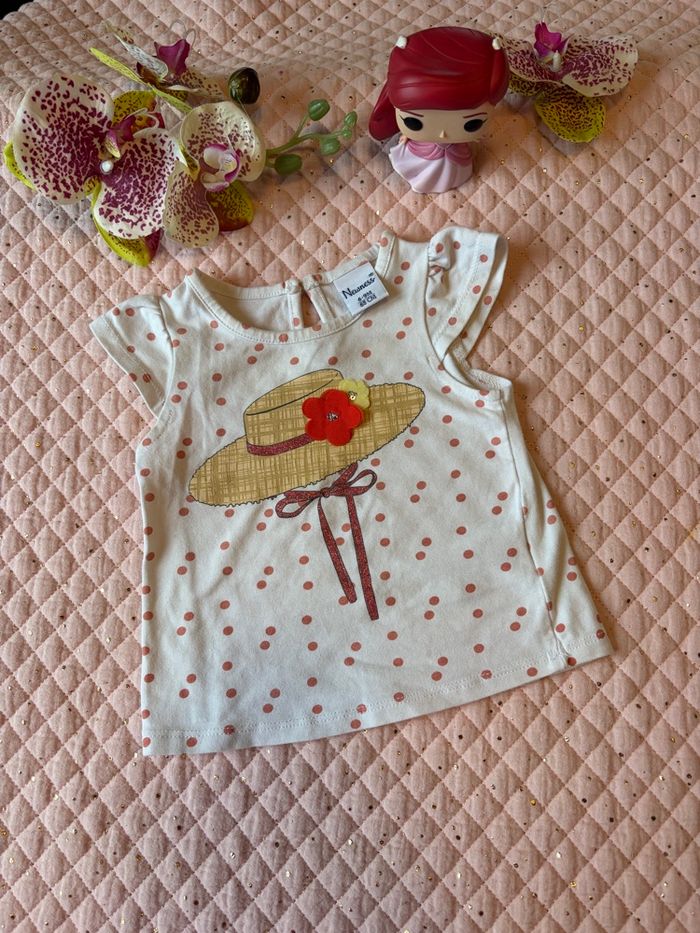 Joli T-shirt blanc à pois rose – Marque Newness - photo numéro 1