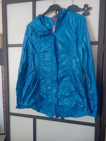 Veste imperméable taille 38