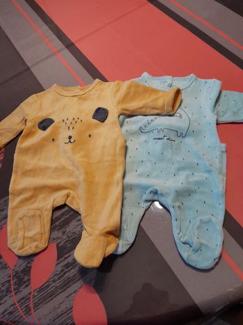Lot 2 pyjamas bébé
