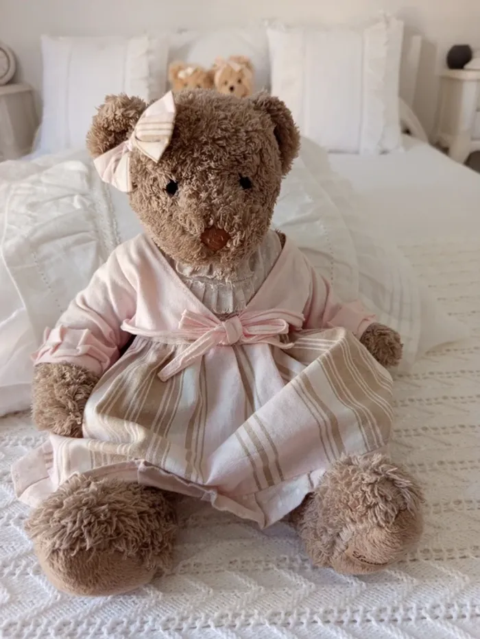 Ourson look vintage robe beige et rose Louise Mansen - photo numéro 14