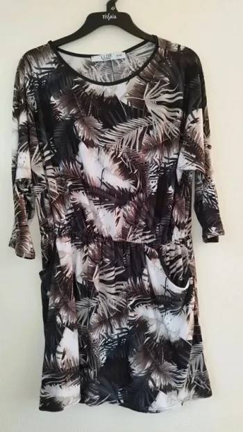 Robe légère - LLDR - taille 46/48
