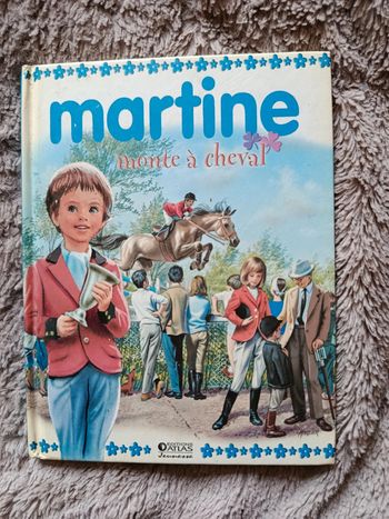 Livre Martine monte à cheval