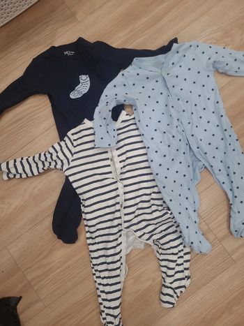 Lot pyjamas
