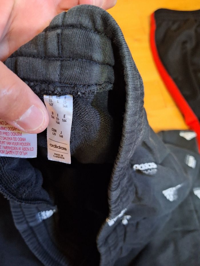 Lot 3 pantalons de jogging garçon 13.14 ans adidas taille - photo numéro 6