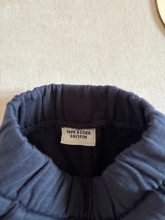 Pantalon taille 3 mois - photo numéro 2