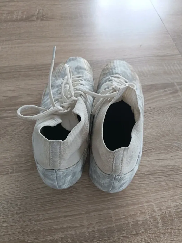 Chaussure de foot- 41 - photo numéro 3