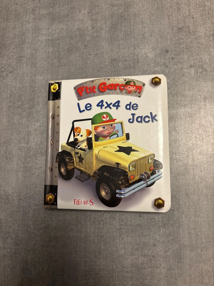 Livre, petit garçon le 4x4 de jack