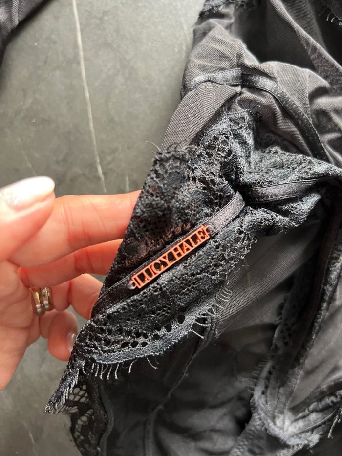 Body sexy en dentelle. - photo numéro 6
