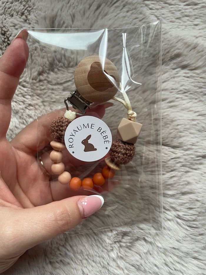 Attache tétine ourson