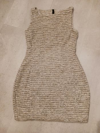 robe brillante taille M épaisse doublée Mango