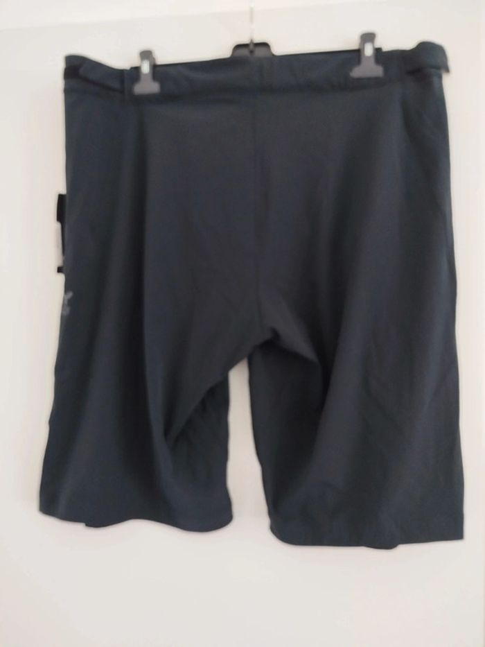 Short Oakley T 50 (us40) - photo numéro 2
