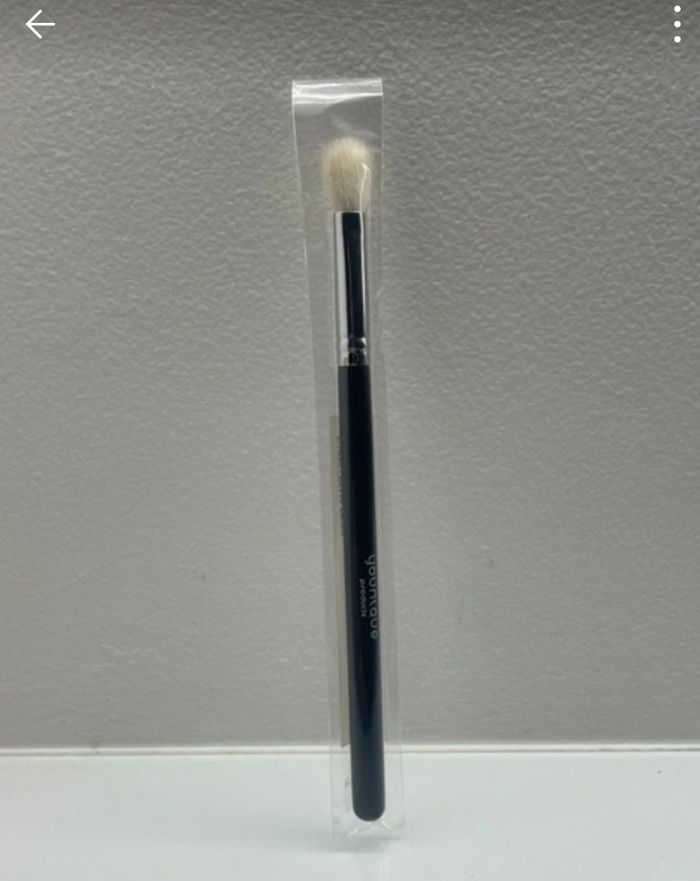 Pinceau fluffy Younique - photo numéro 2