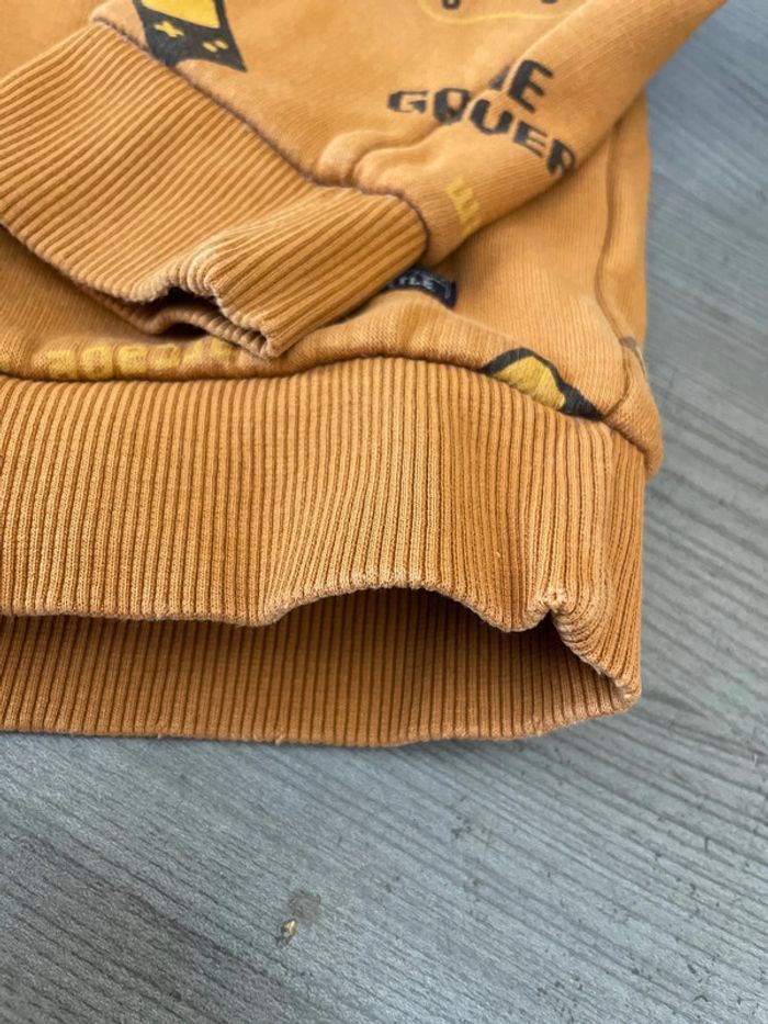 Pull bon état - photo numéro 2