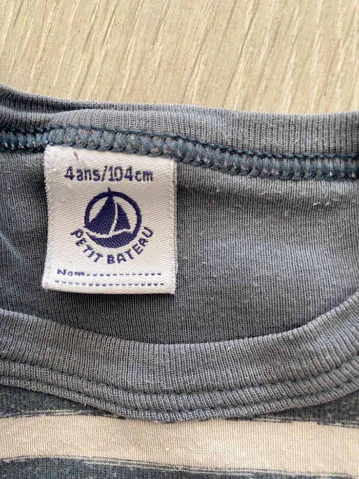 Tee-shirts 4 ans - photo numéro 3