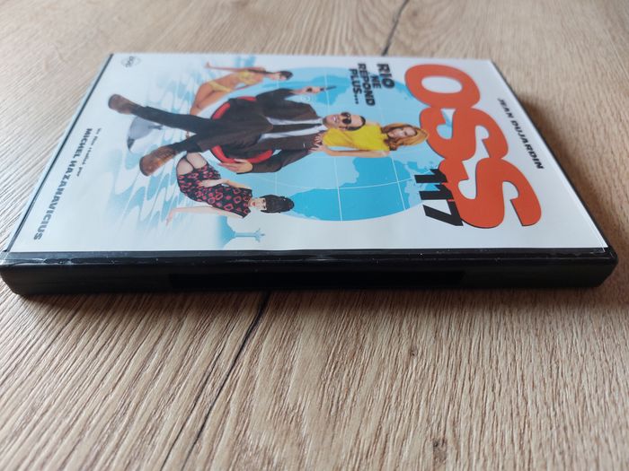 DVD "OSS 117 Rio ne répond plus" Jean Dujardin Louise Monot - photo numéro 5