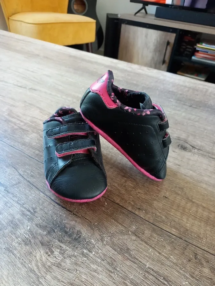 Basket souple Adidas T.18 - photo numéro 10
