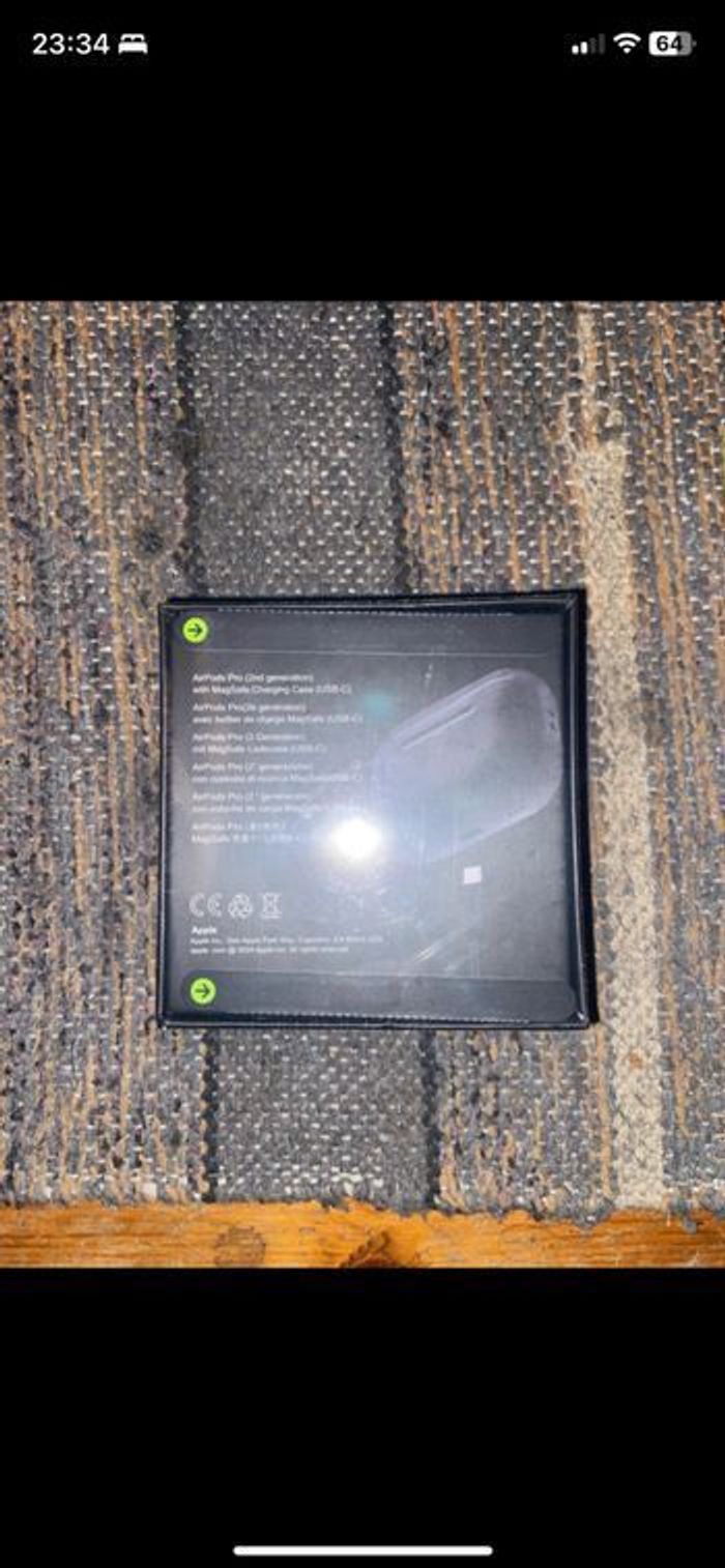 AirPods pro2 noir mat version américaine édition limitée sous blister - photo numéro 2