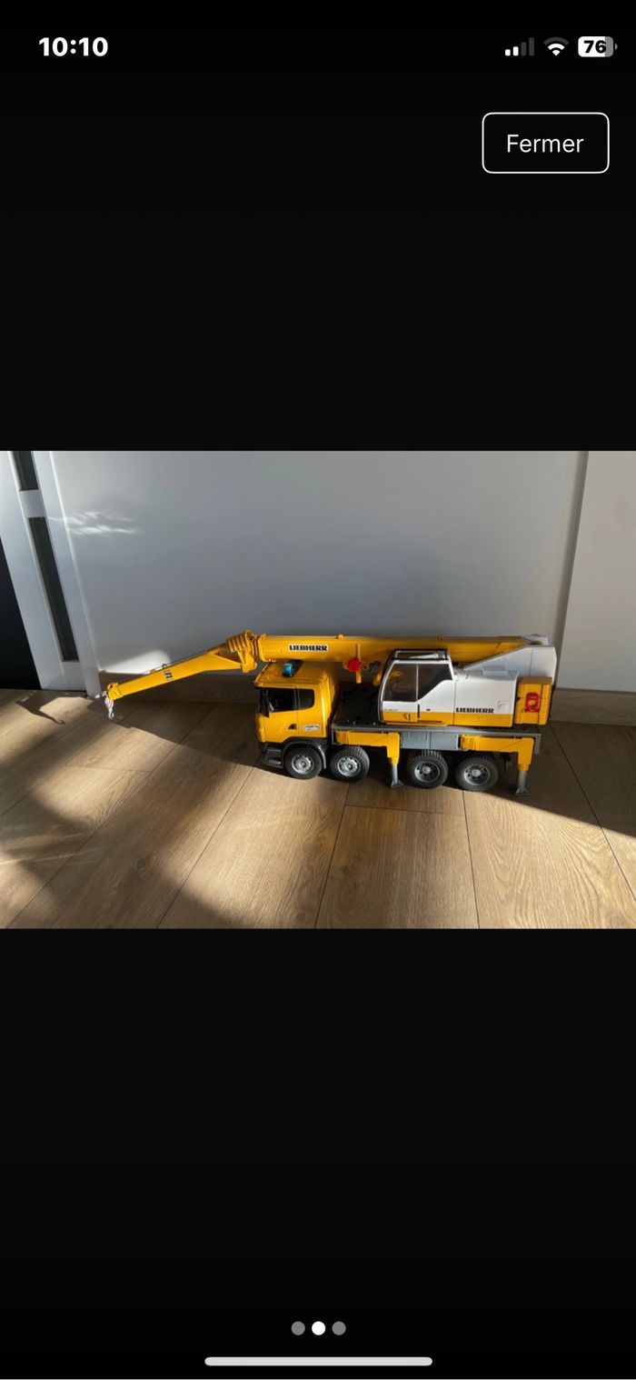 Gros camion grue - photo numéro 2