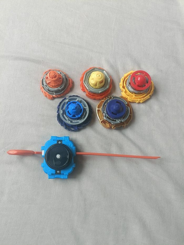 Lot de toupies Beyblade burst - photo numéro 2