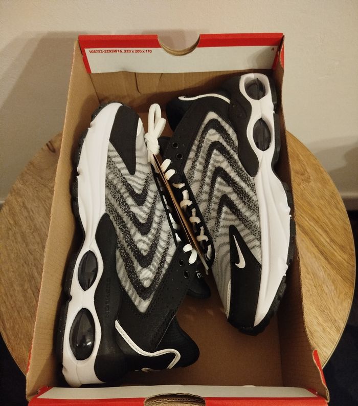 Baskets Nike T 38,5 - photo numéro 9