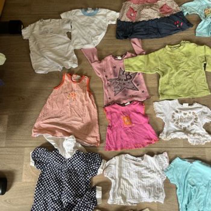 Lot vêtements fille 12 mois - photo numéro 2