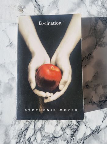 Livre fascination Stéphanie Meyer