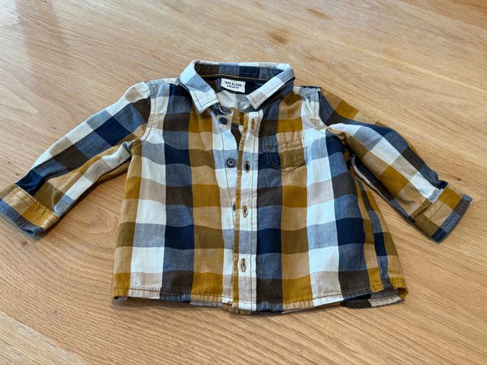 Chemise tape à l’œil