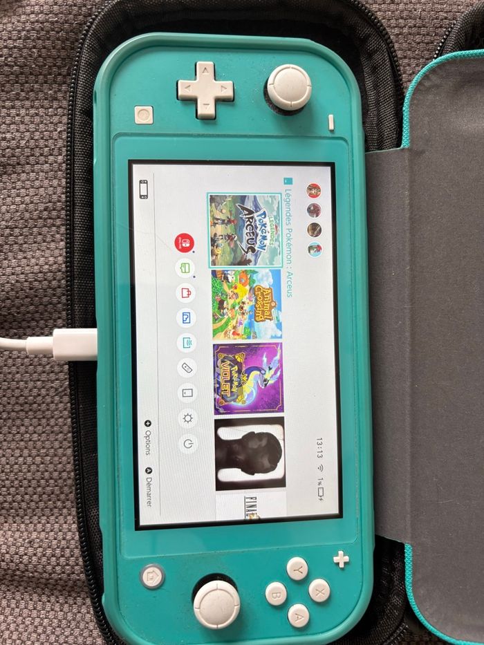 Lot Nintendo Switch lite et 3 jeux - photo numéro 5