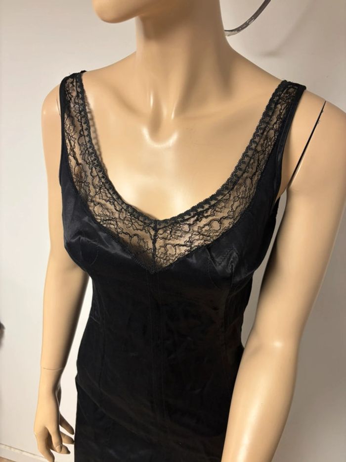 Magnifique robe noir en dentelles dolce gabbana neuve - photo numéro 5