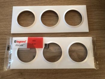 Lot de cache prise - Legrand - neuf - Dooxie