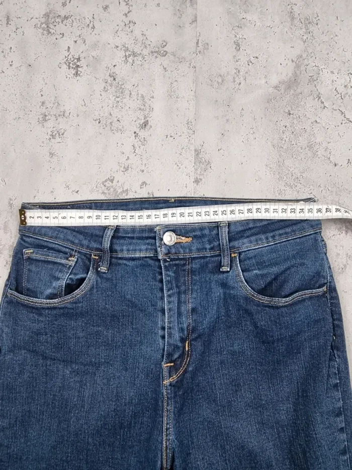 Jean Levi’s Bleu – Taille 36 Femme (mesures en photos) - photo numéro 4