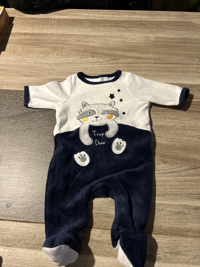 Pyjama gemo 1 mois