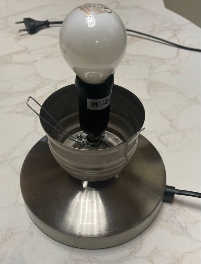 Lampe de chevet tactile ampoule bleue - photo numéro 3