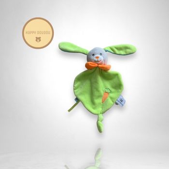 Doudou lapin vert carotte U tout petits DP402