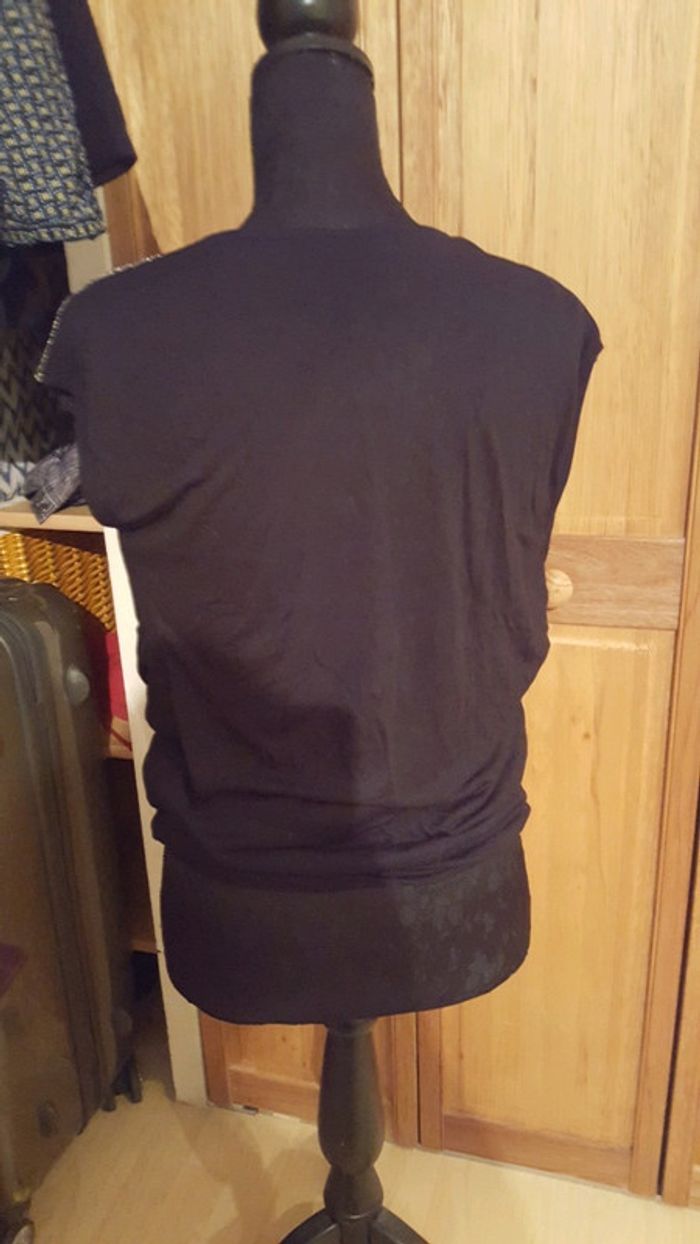 Top neuf - photo numéro 3