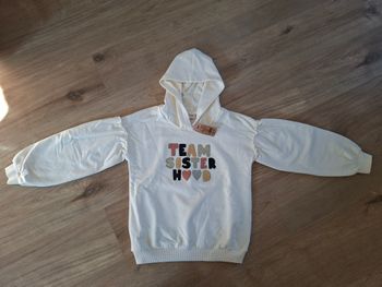 Sweat-shirt écru avec capuche "Team sister hood" TAO 14 ans 