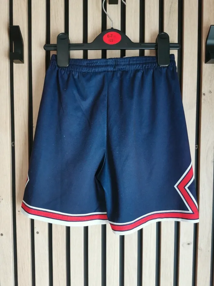 Short du PSG 7 ans - photo numéro 4