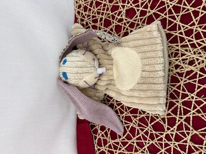 Doudou plat marionnette lapin beige LES DEGLINGOS