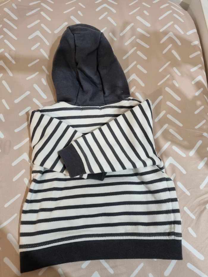 Pull à capuche - photo numéro 2