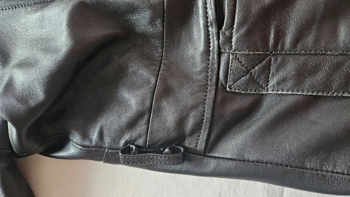 Blouson cuir agneau véritable- Homme T58- nombreuses poches - photo numéro 7