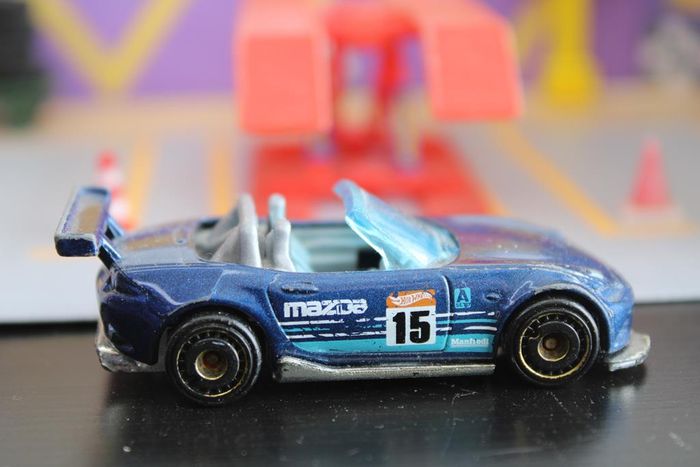 Hot wheels Mazda MX-5 miata - photo numéro 6