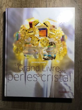 Grand livre de bijoux en perles