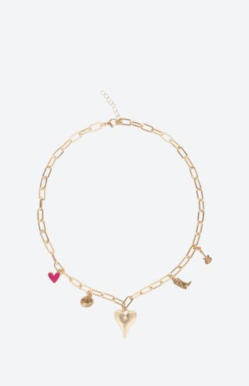 un collier 🩷🙂🩶👢🎸