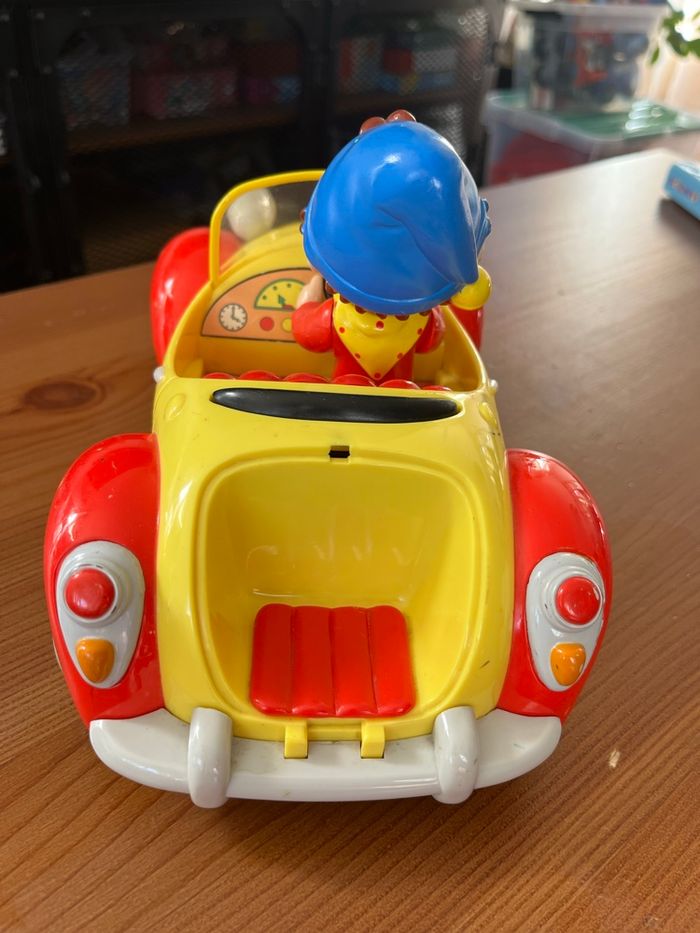 Voiture ouioui - photo numéro 4