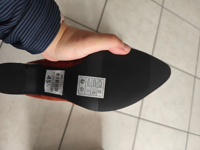 Bottines à talons femme neuves - photo numéro 8