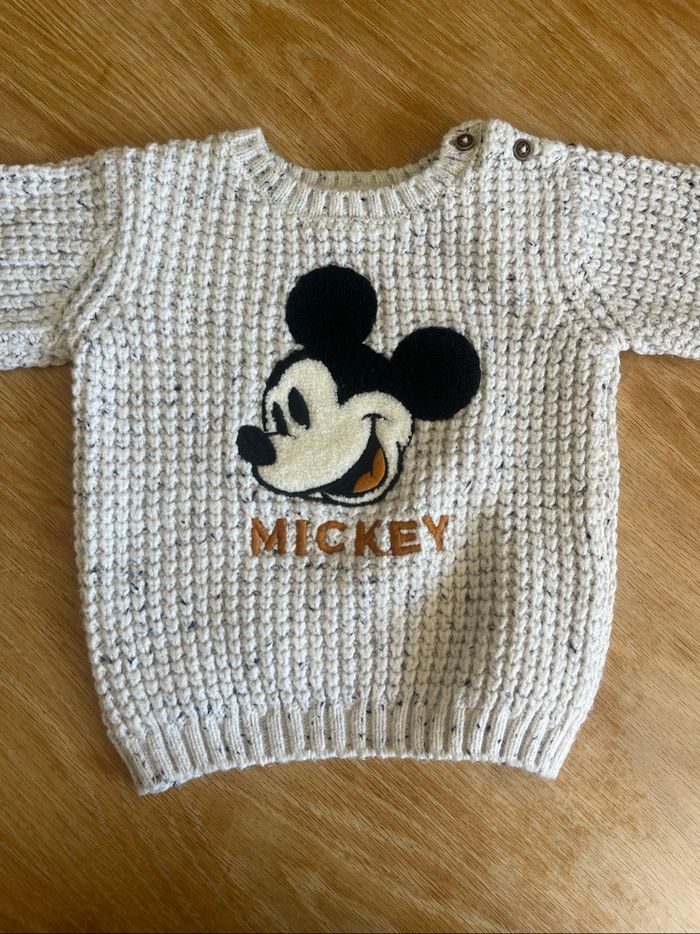 pull  en laine mickey 18 mois