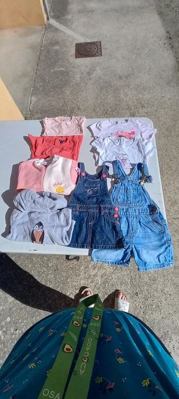 Lot 12 mois voir description